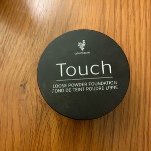 Younique loose foundation